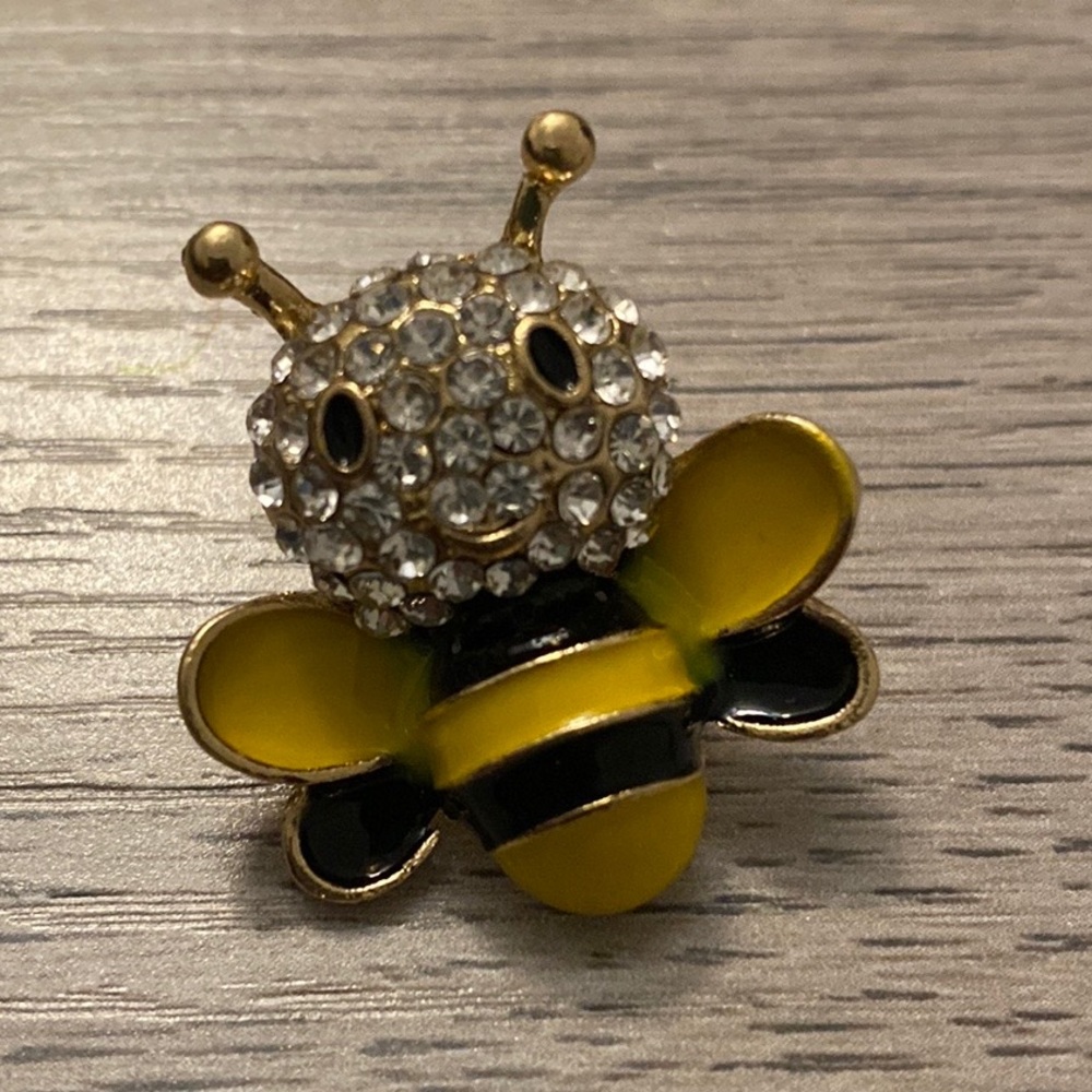 Bee Brooch